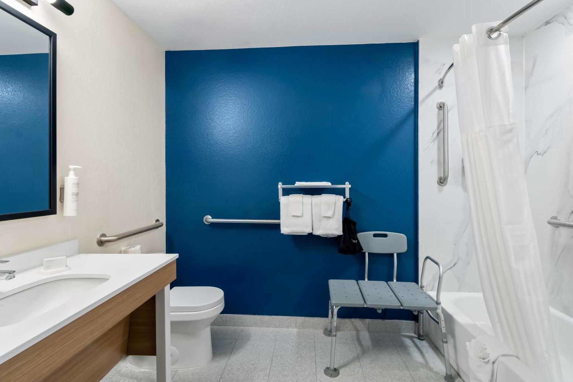Hotel Spark By Hilton Wichita Falls