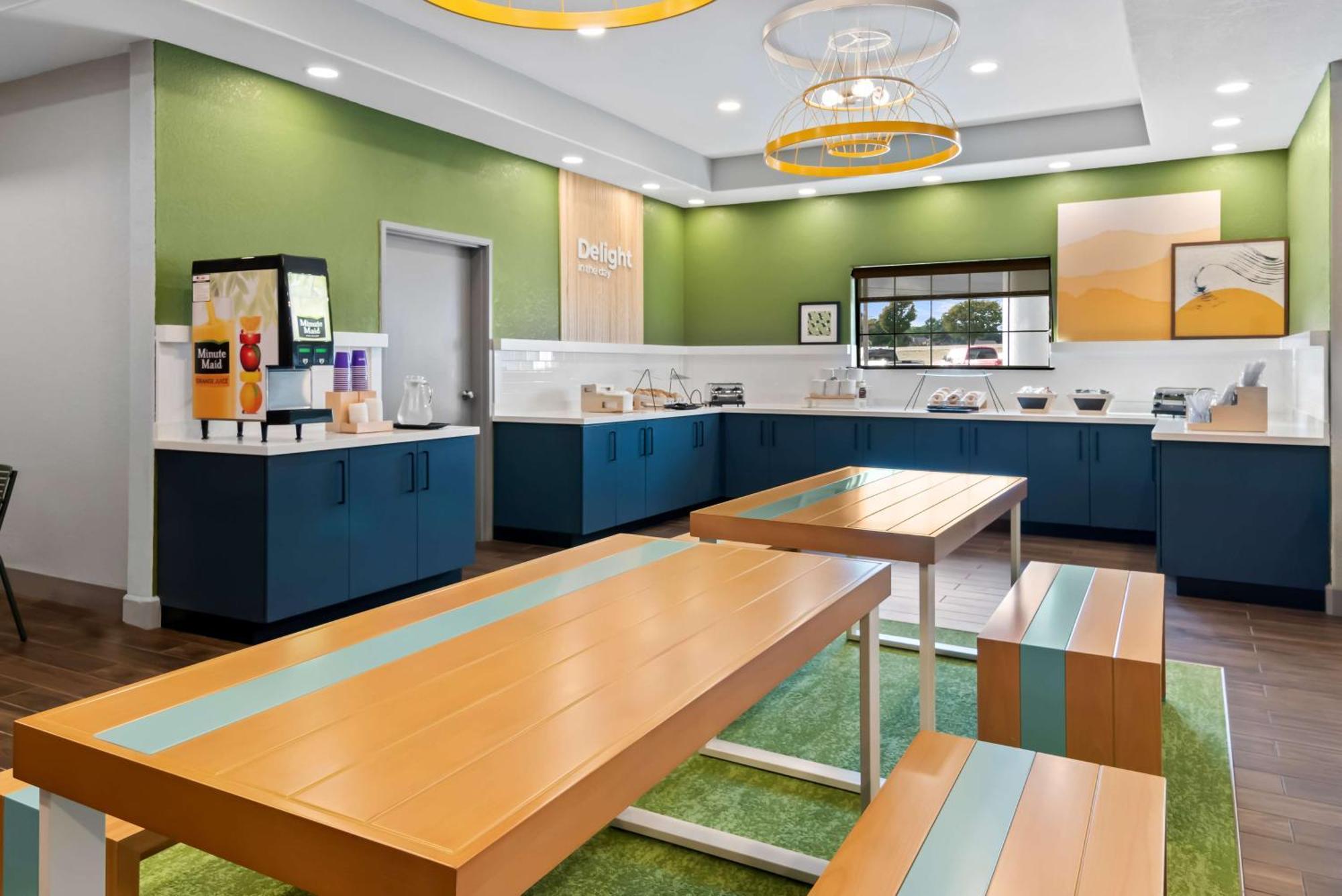 Spark By Hilton 3*